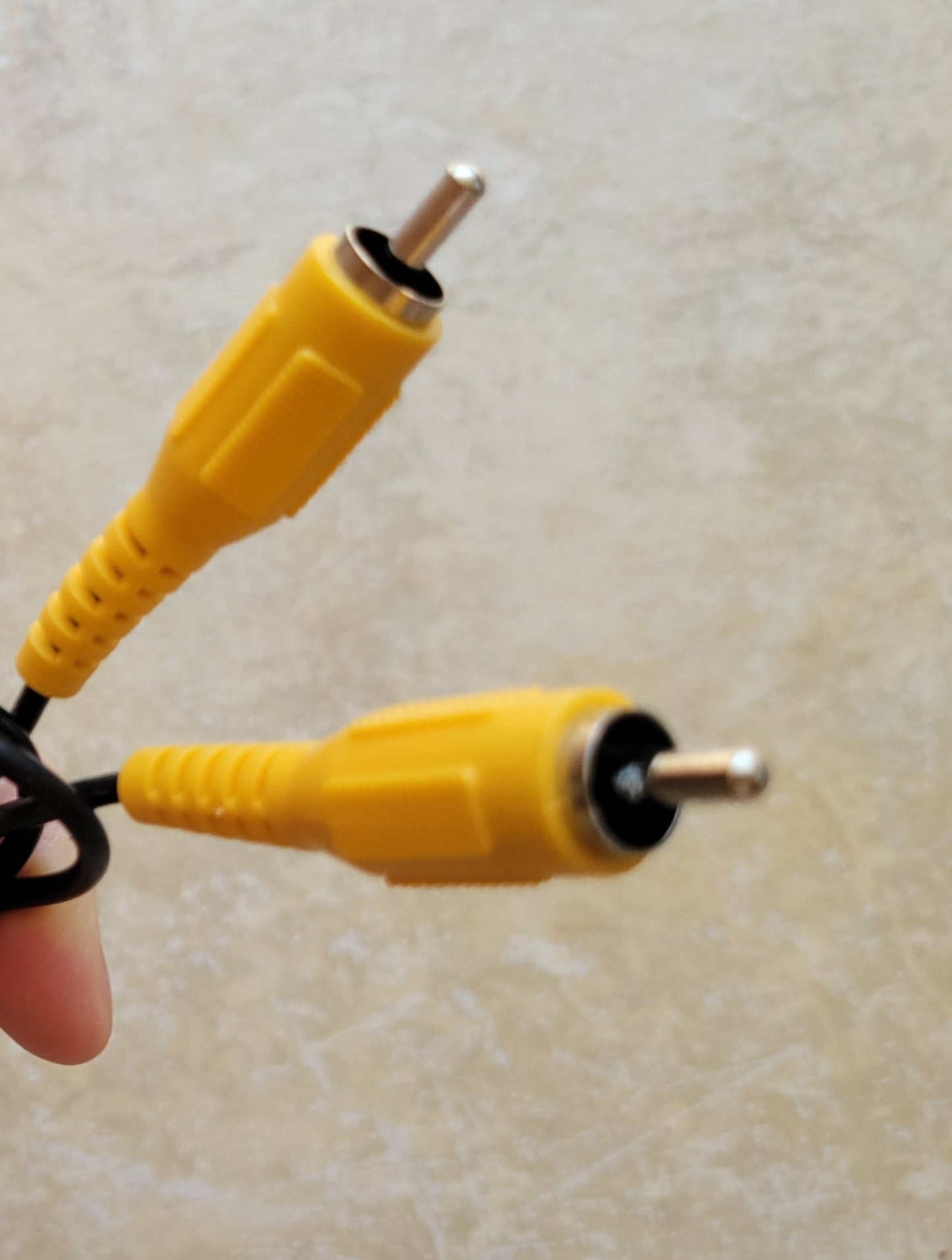 Single RCA Yellow Connector Plug, 3 Feet