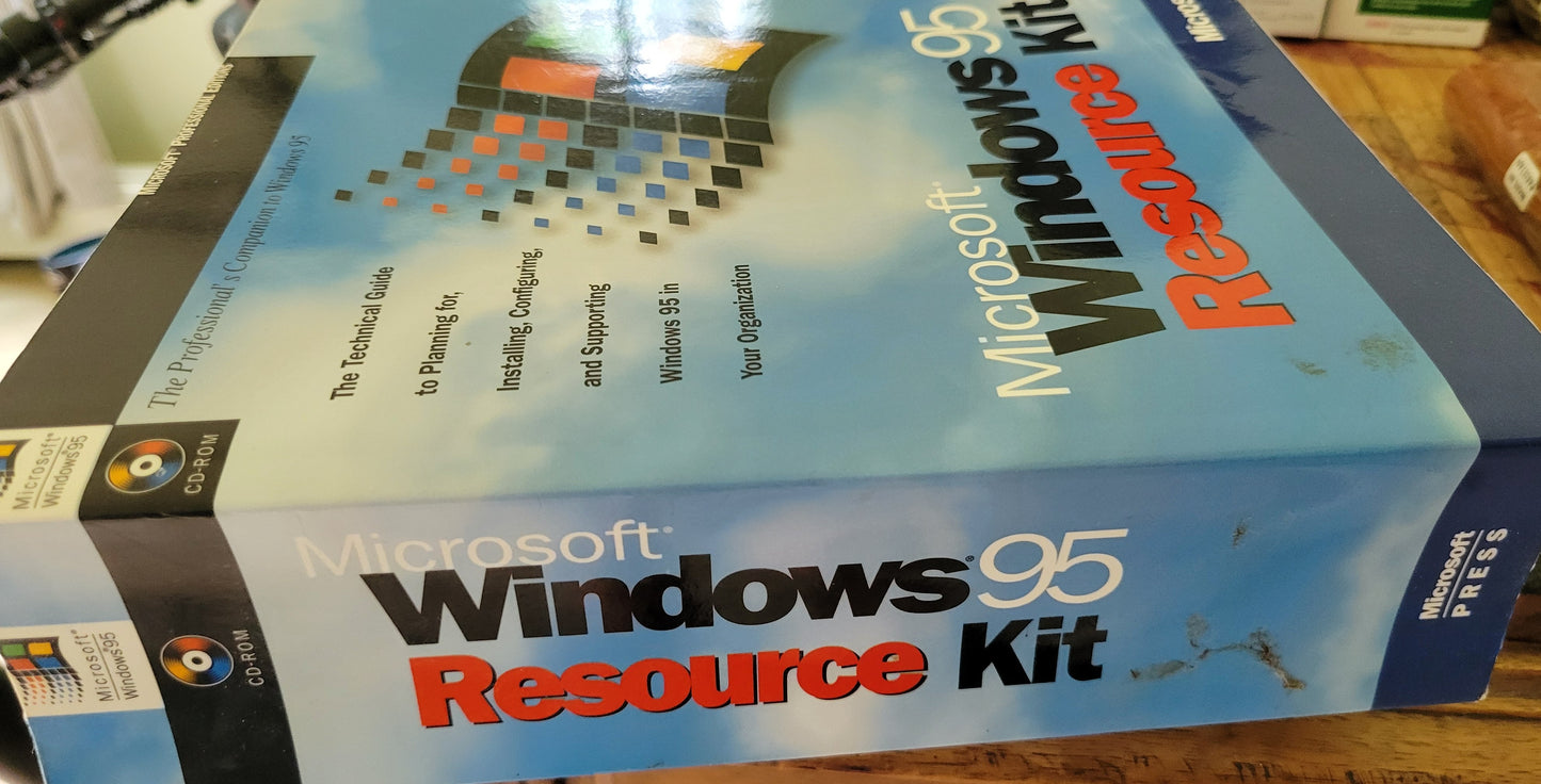 Vintage - Microsoft Windows 95 Resource Kit
