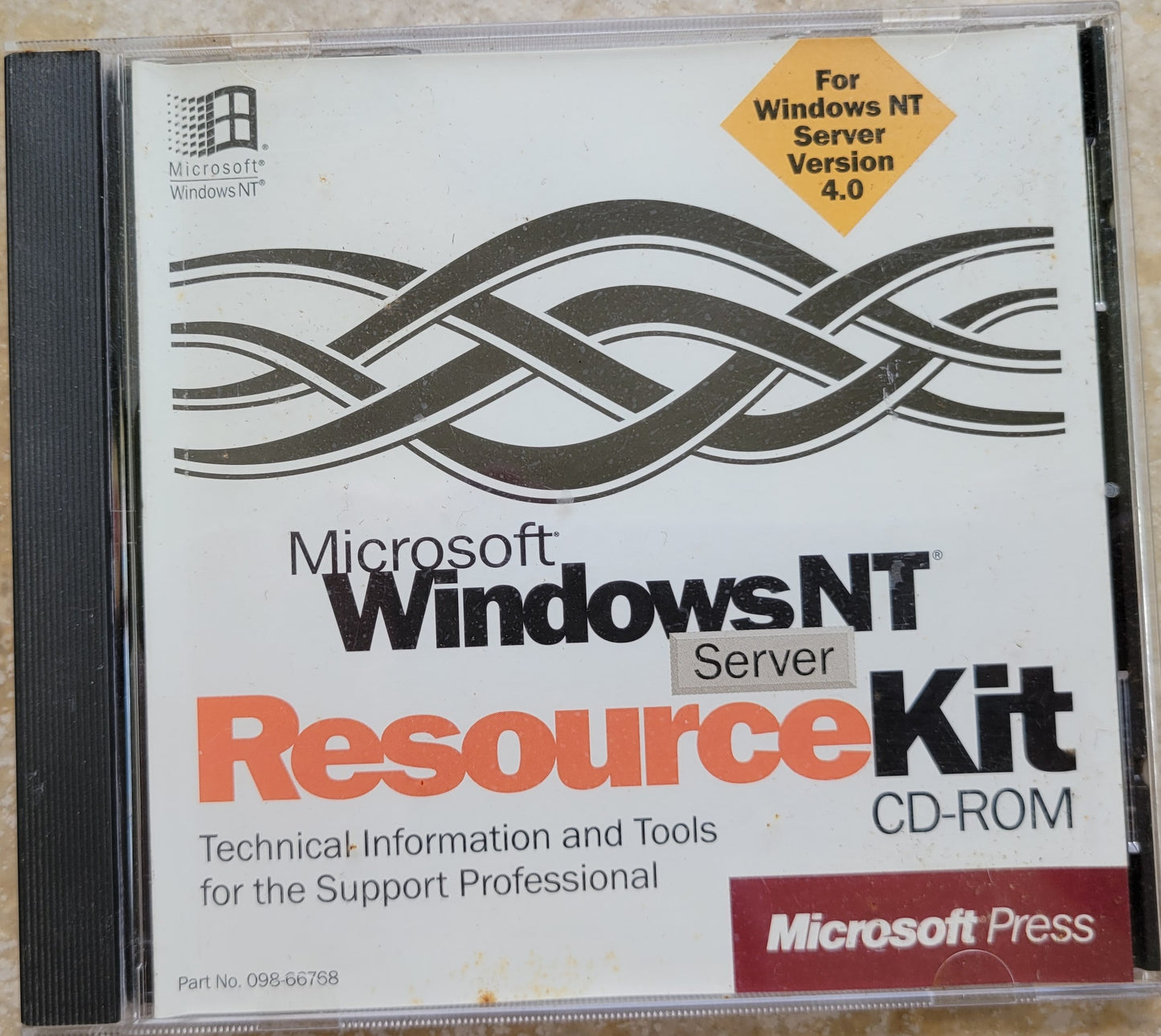 Vintage CD - Microsoft Windows NT Server Resource Kit, 1996
