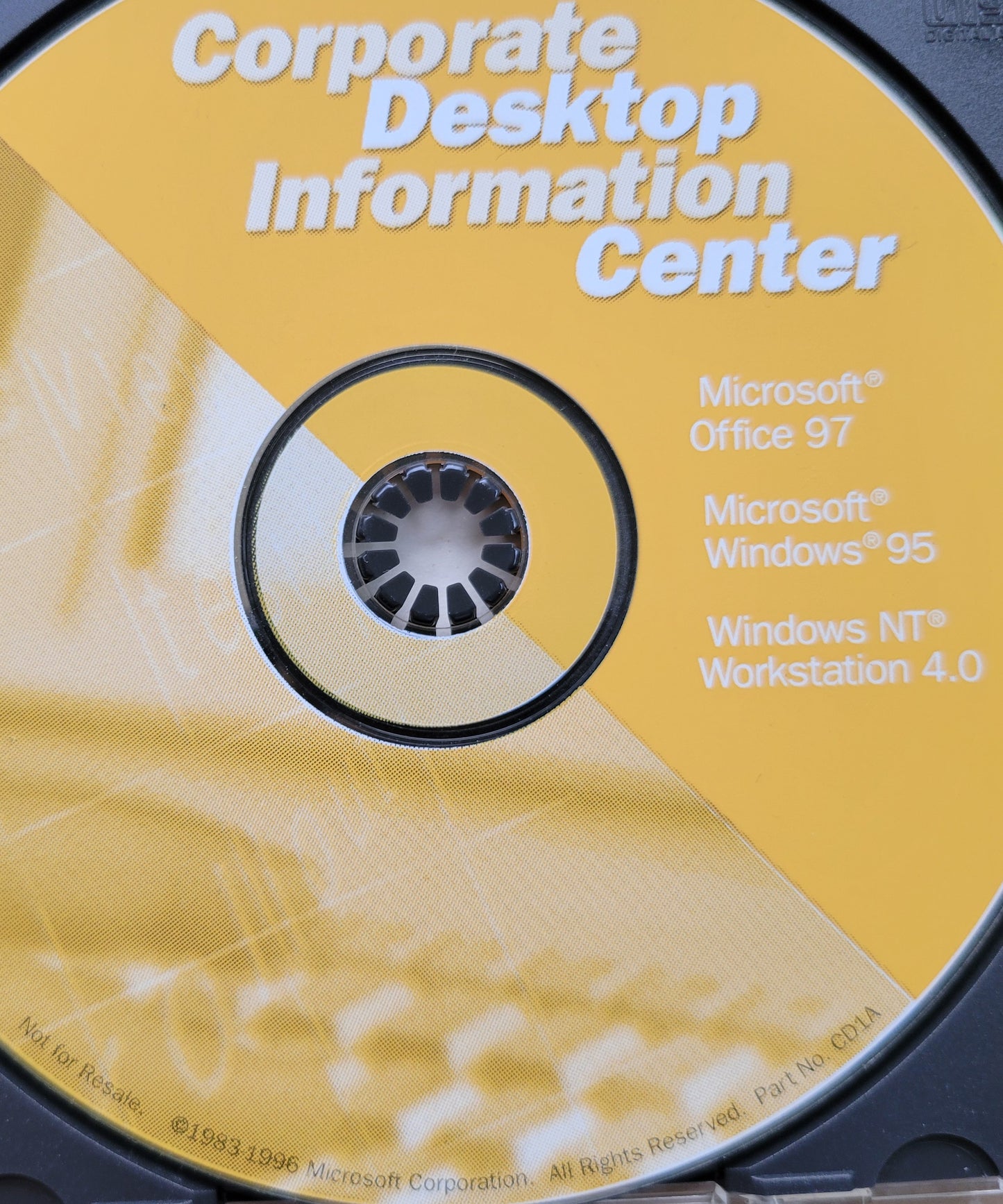 Vintage - Microsoft Information Center: Office 97, Windows 95, Windows NT Workstation 4.0  Released in 1996