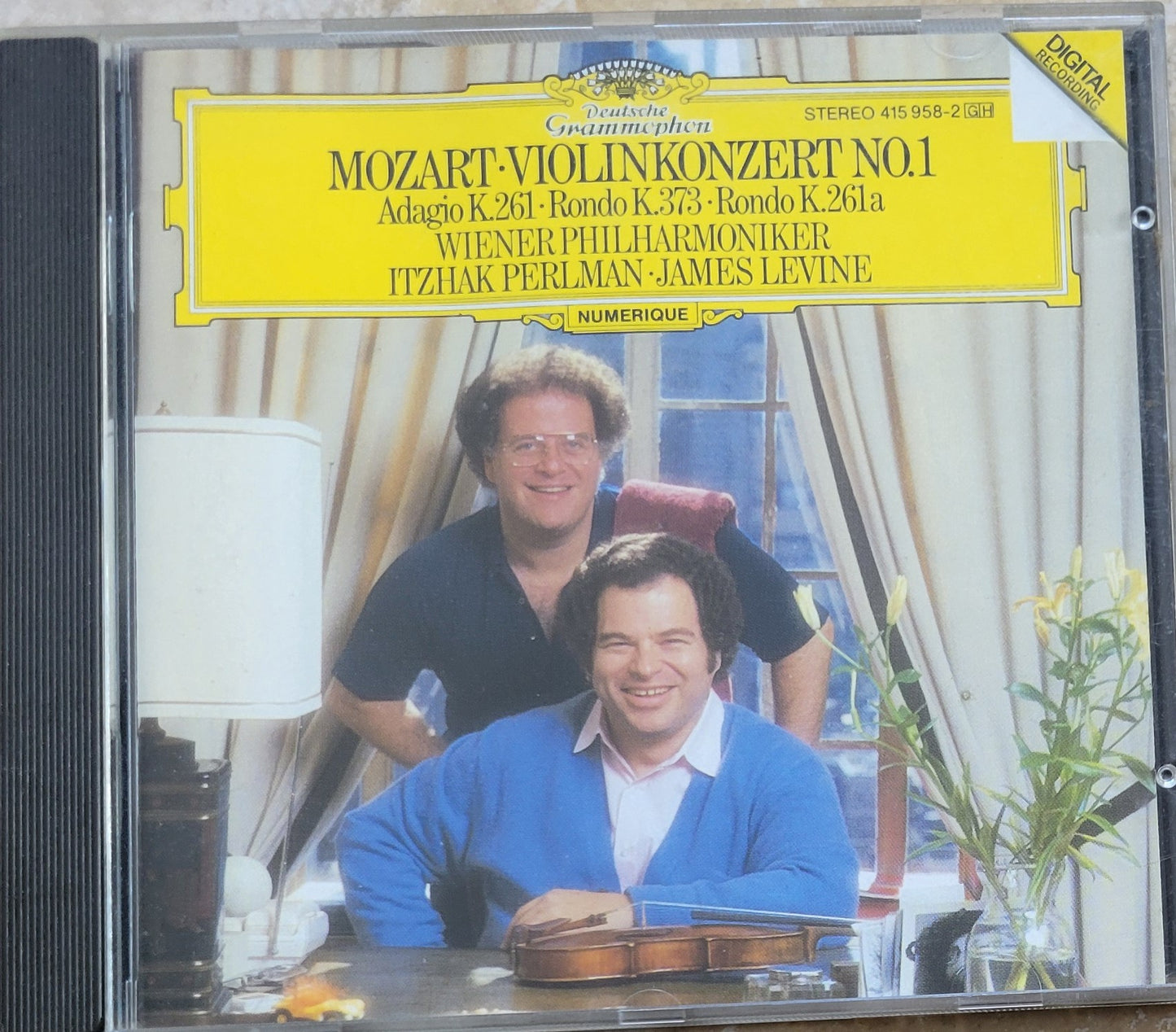 Music CD - Mozart: Violin Concerto No. 1, Itzhak Perlman, 1986