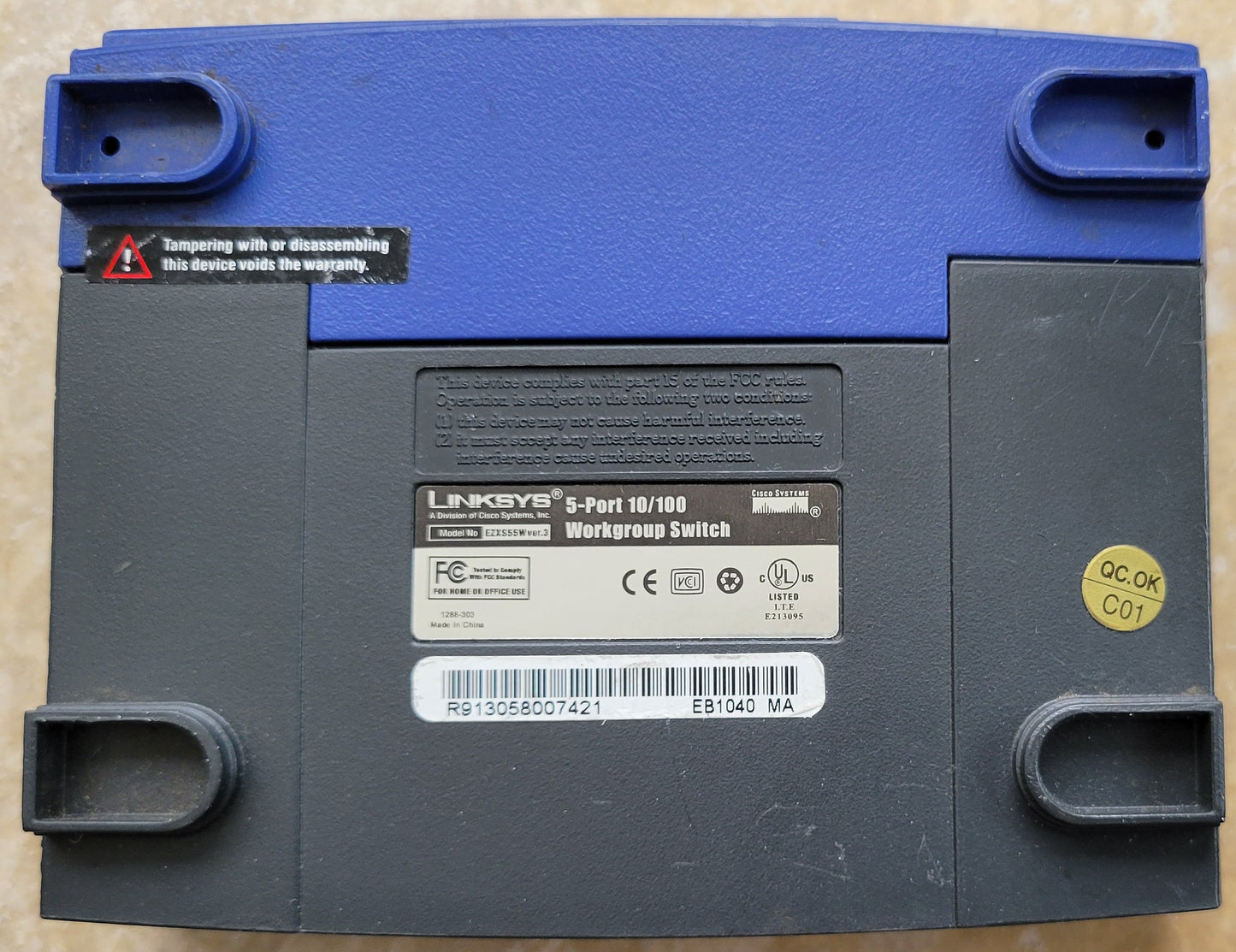 Linksys 10/100 5-Port Workgroup Switch, Model EZXS55W, Version 3