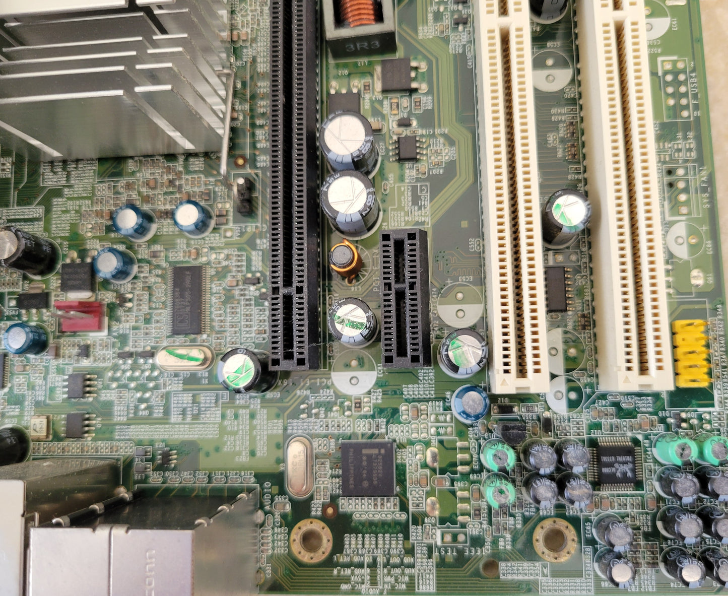 Foxconn G33MO2 PC Motherboard with CPU