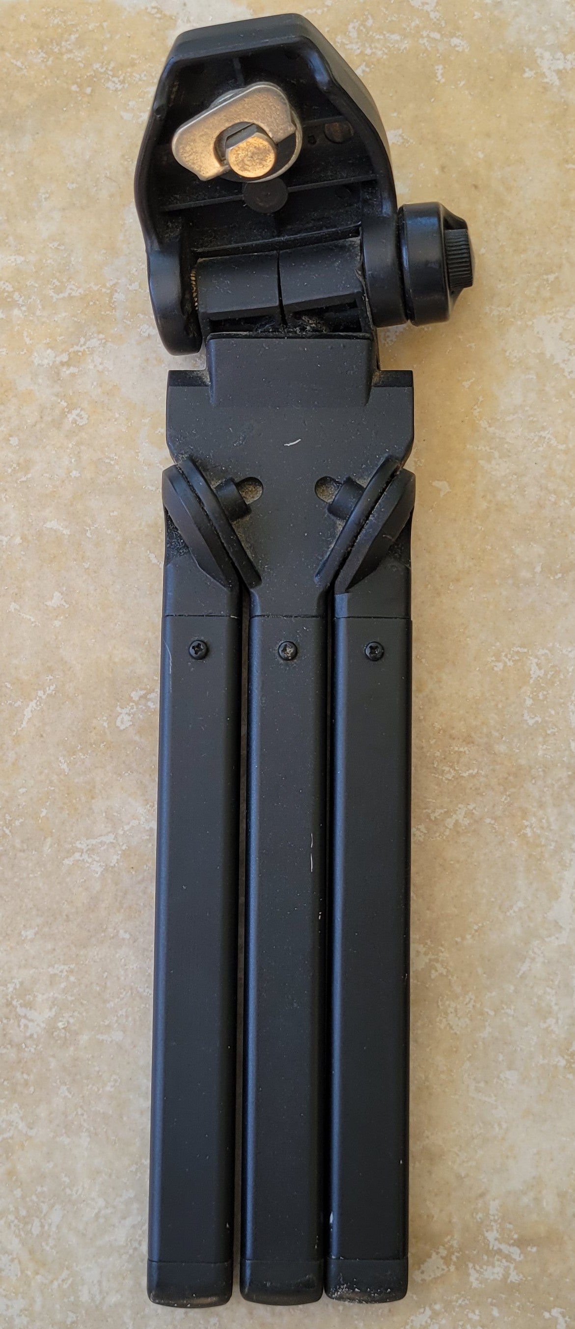 Portable Camera Stand, Retractable Mini Tripod
