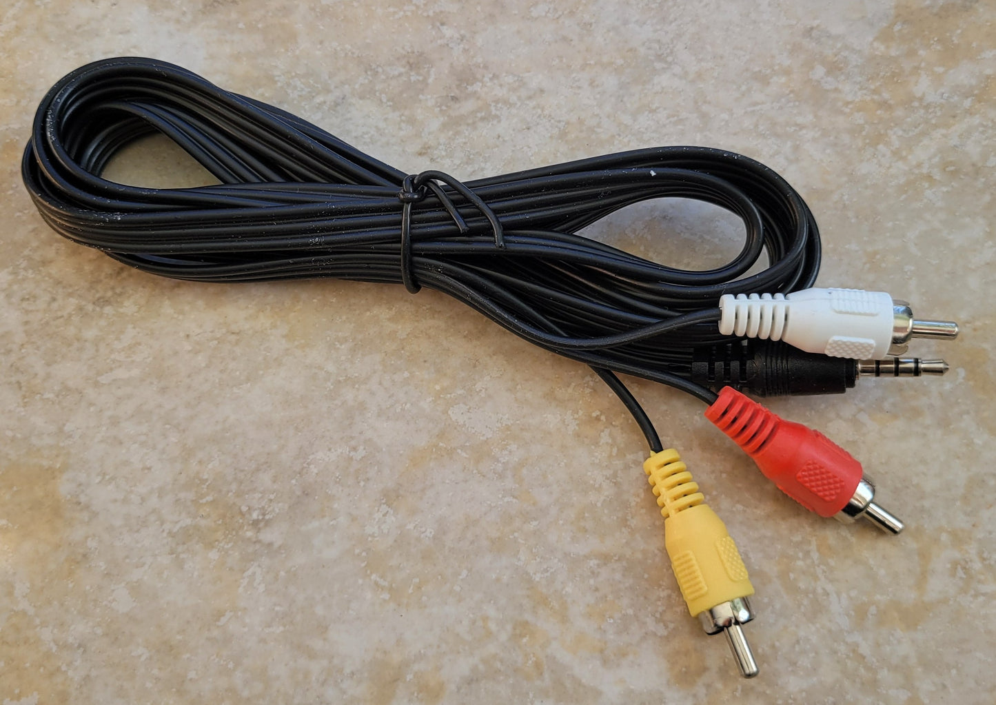 Audio/Video Jack to 3 RCA Composite Aux Cable, 3.5mm