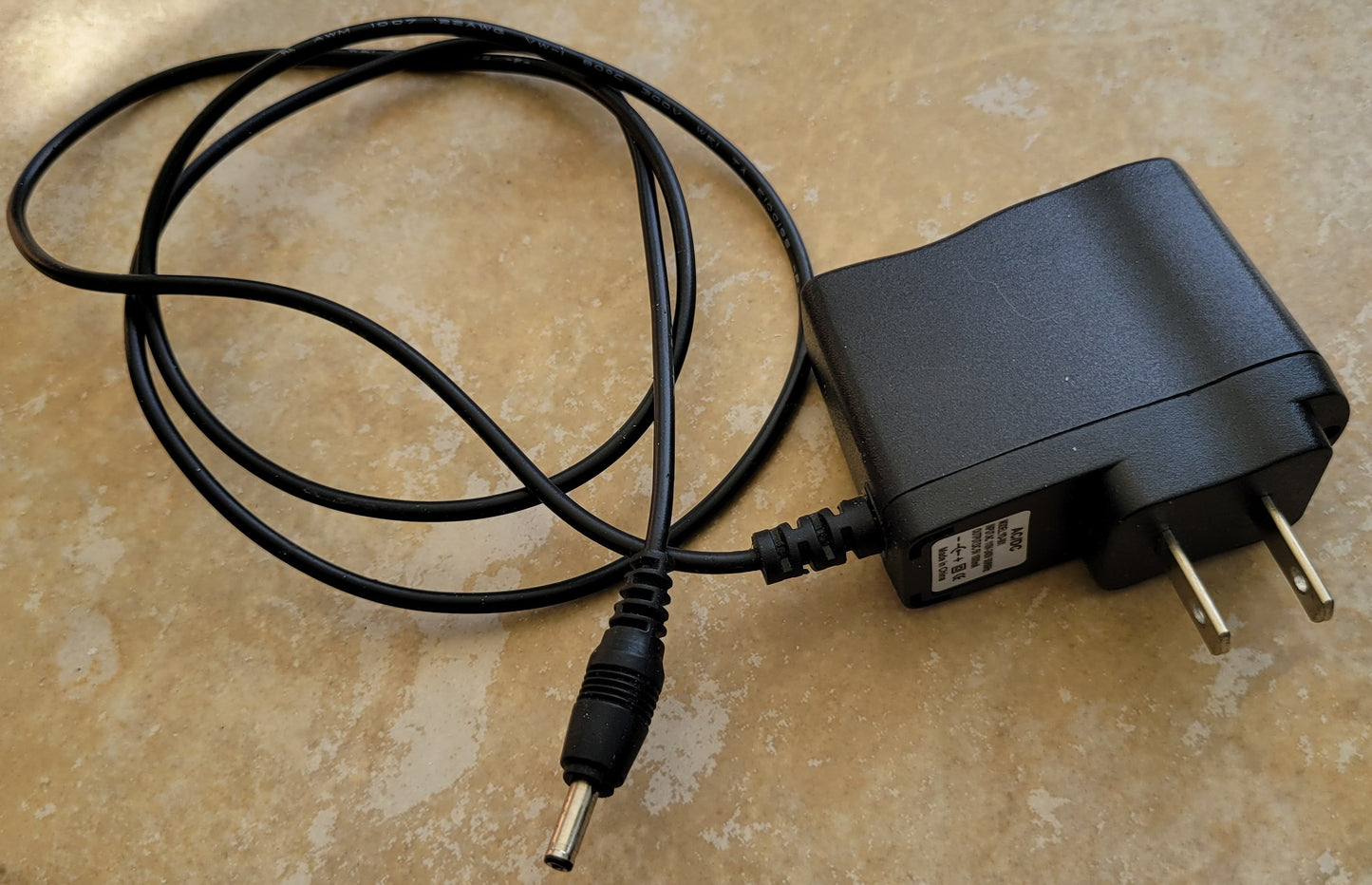 Universal New AC Adapter for Switching Power Supply Charger Cord  Model: YD-001